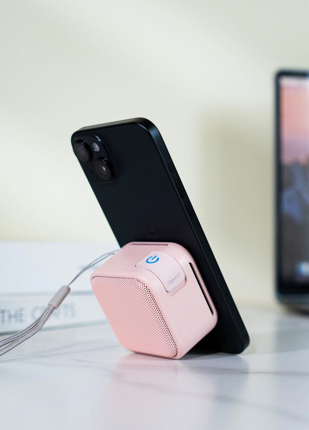 waterproof magsafe bluetooth speaker