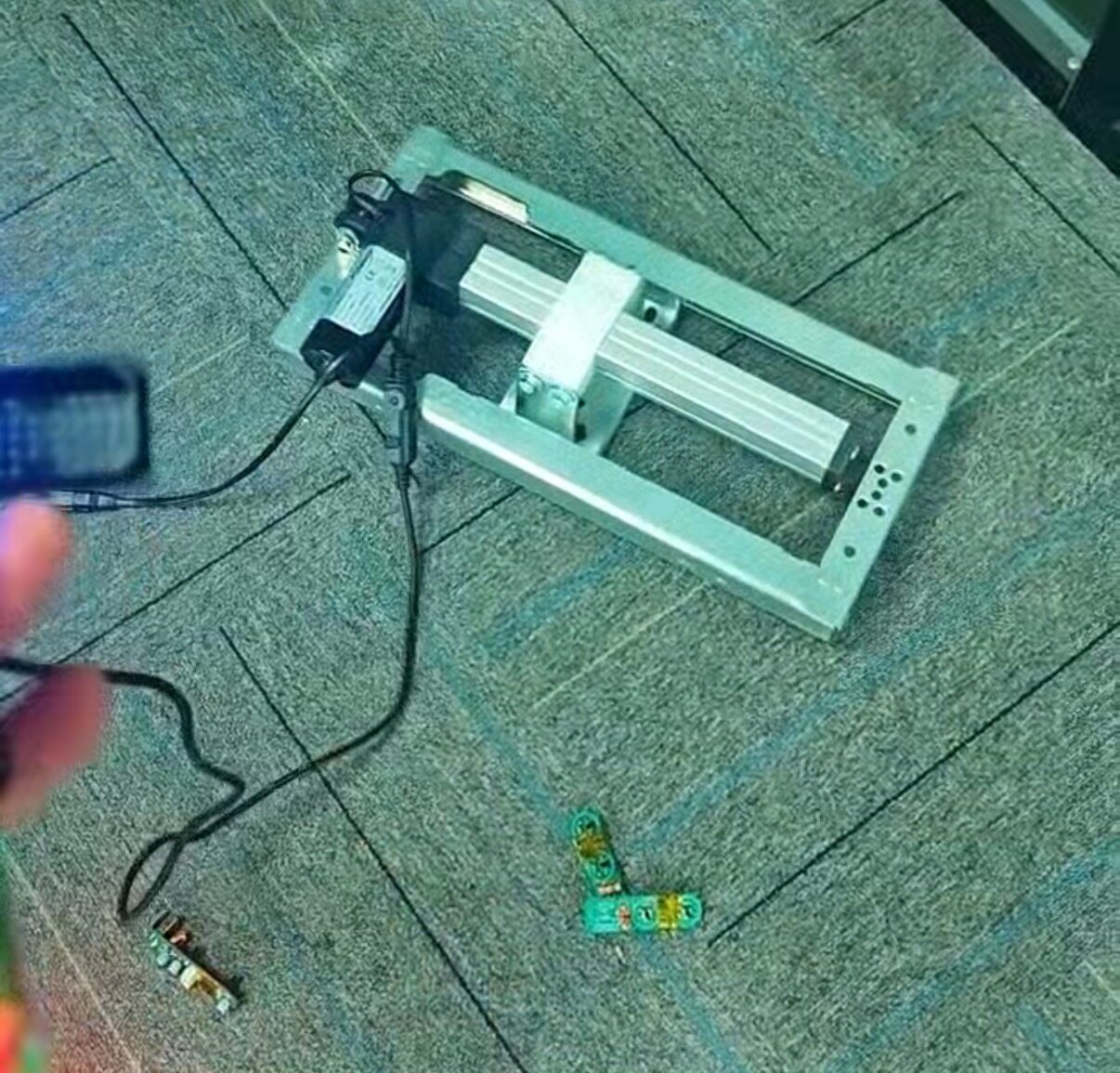 24V ultra‑quiet linear actuator module for power recliner sofa frame - Image 5
