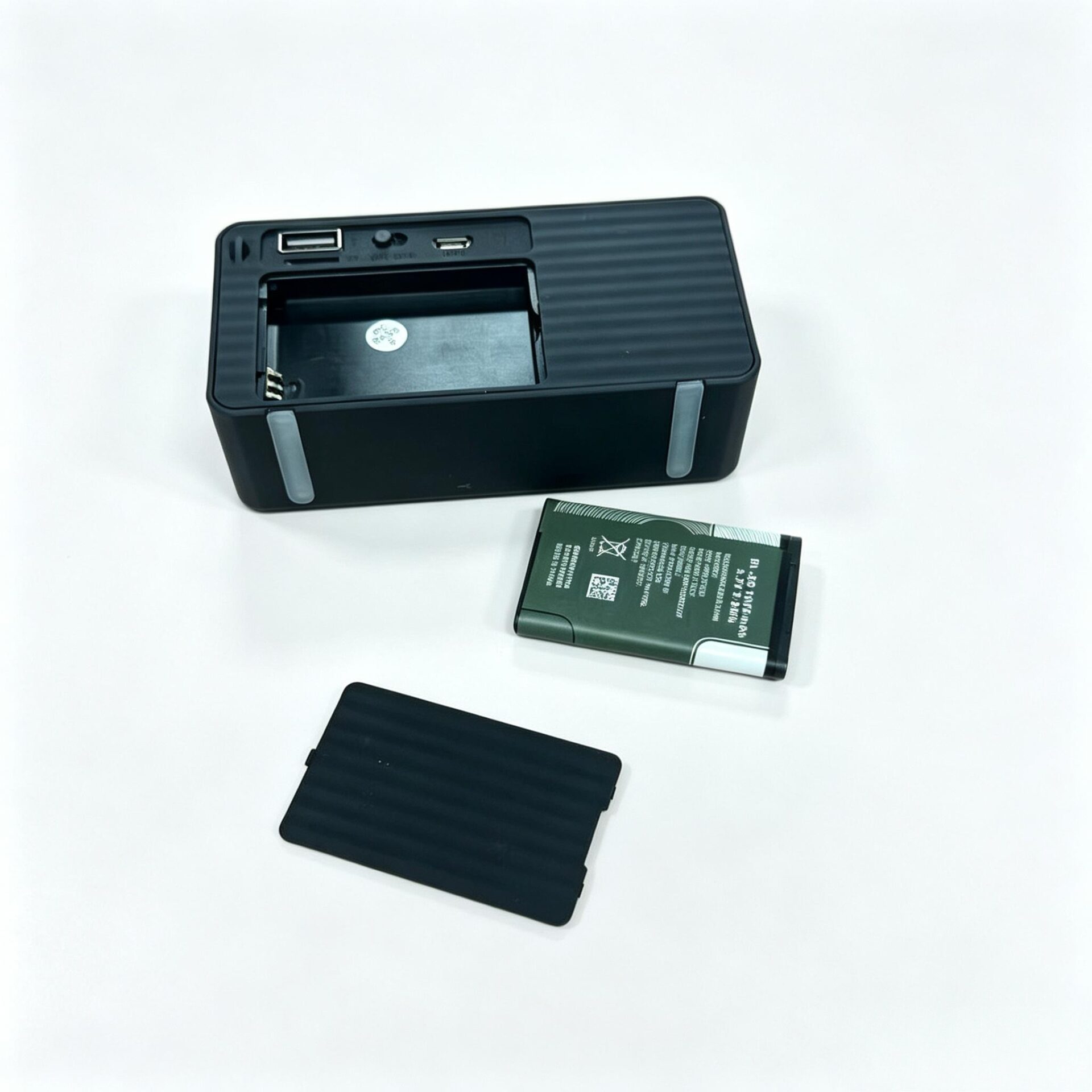 Mini Bluetooth Speaker With Removable Battery EU Battery Regulation Compliant - Image 5